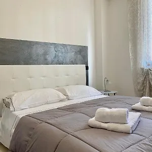La Lucciola , Lonato Italie