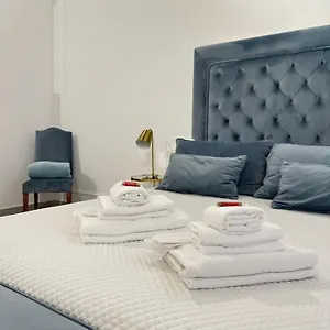 https://maison-marinella.hotels-amalfi.com