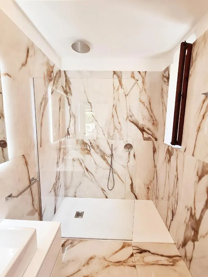 Affittacamere Villa Manini suites La Maddalena  Italia