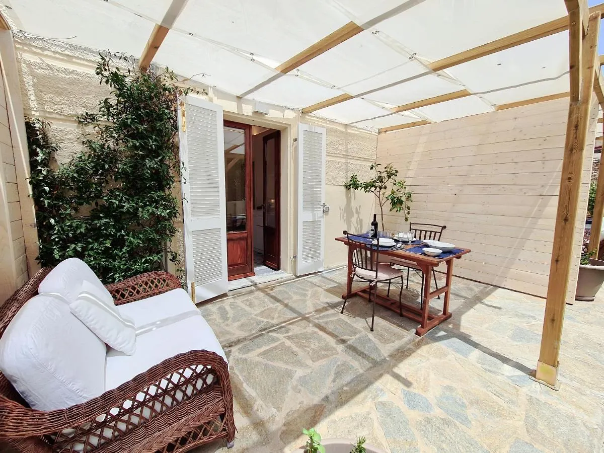 Villa Manini suites La Maddalena  0*, La Maddalena (Sassari) Italia