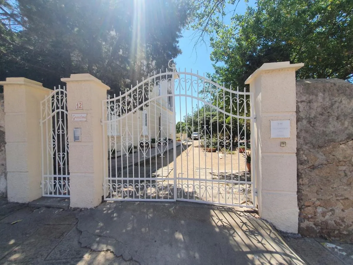 Villa Manini suites La Maddalena  Affittacamere La Maddalena (Sassari)